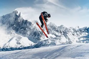Uitbreidingen bij een doorlopende reisverzekering zoals wintersport en annulering
